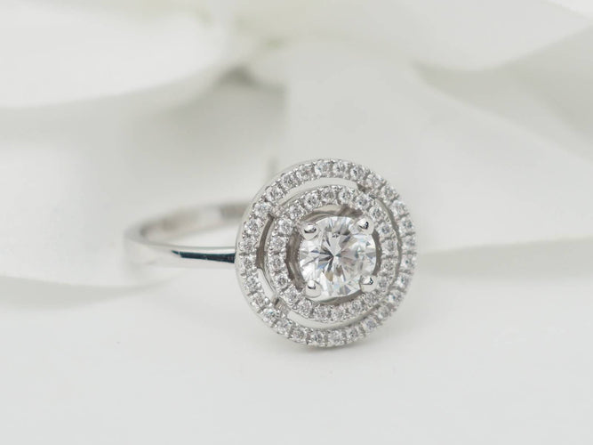 Bague 52 Bague solitaire en or blanc et diamant de 0,46 ct 58 Facettes 29912