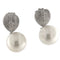 Boucles d'oreilles Boucles d'oreilles pendantes en or blanc avec diamants et perles, diamètre 14 mm 58 Facettes G3804