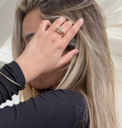 Bague Bague de style Art Déco en Or Jaune 18 Carats avec Trois Diamants de 0,7 Carat 58 Facettes