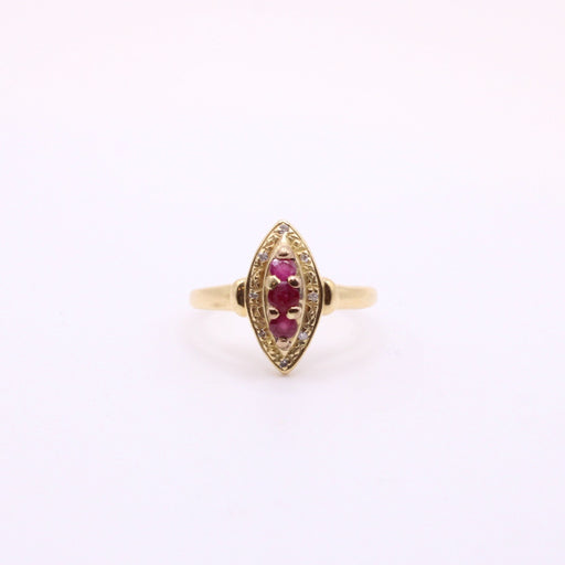 Ring 54 Ruby and diamond marquise ring in yellow gold 58 Facettes