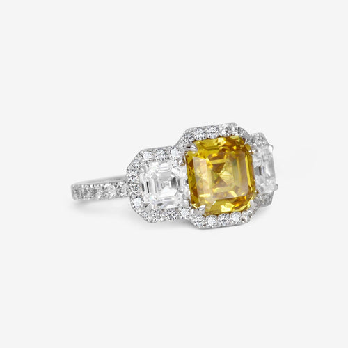 Bague Bague en diamant émeraude carrée jaune olive intense de 2,55 carats HRD 58 Facettes R517