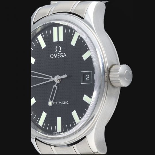 Montre Omega Montre Dynamic 58 Facettes MT41068