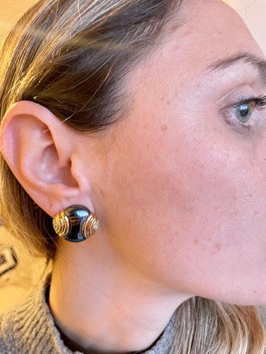 Boucles d'oreilles Boucles d'oreilles Bulgari en or jaune 18 carats avec diamants et hématite 58 Facettes