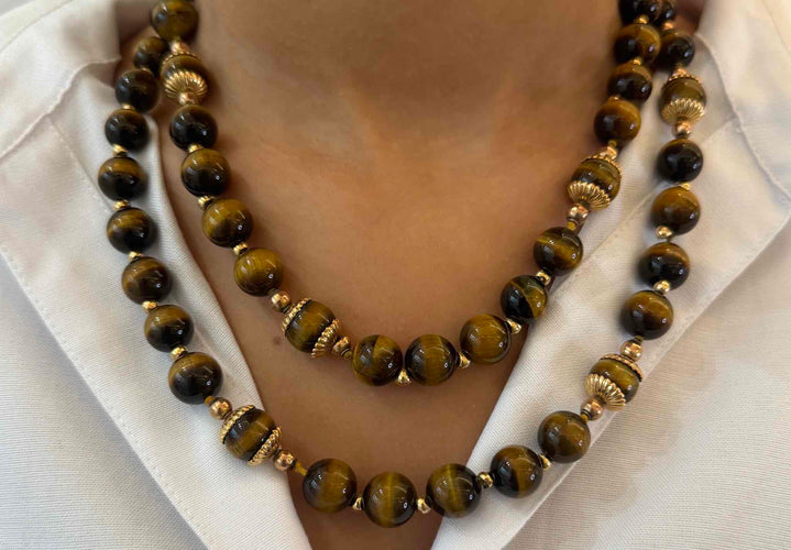 Collier Collier oeil de tigre et or 18k 58 Facettes 25046