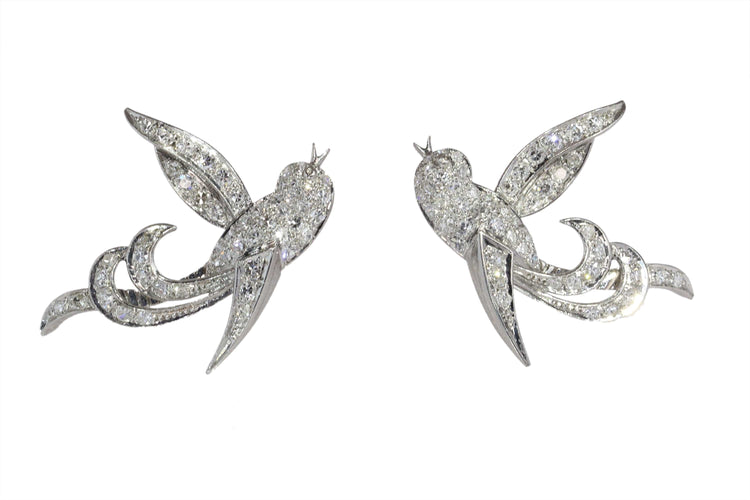 Boucles d'oreilles Boucles d'oreilles vintage Birds of Paradise, vers 1950 – Élégance joyeuse en diamants et platine 58 Facettes 25181-0294
