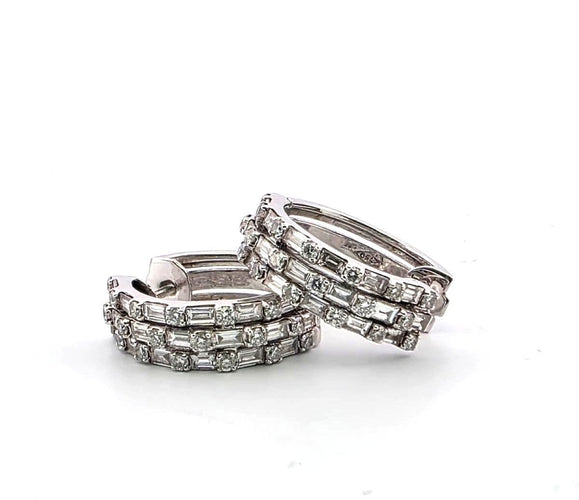 Boucles d'oreilles Boucles d'oreilles en or blanc avec diamants 58 Facettes