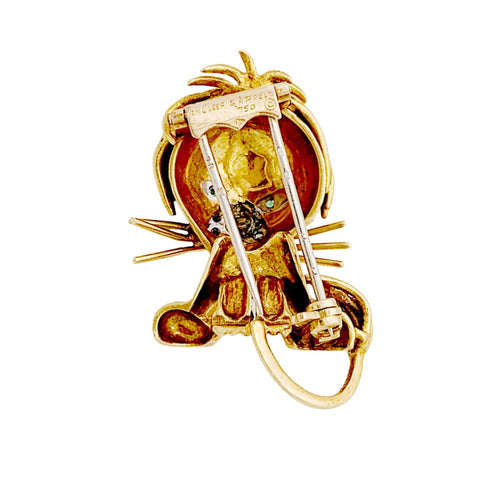 Boucles d'oreilles Clip Van Cleef & Arpels, "Lion Ebouriffé", deux ors, diamants, émeraudes, émail. 58 Facettes 35142