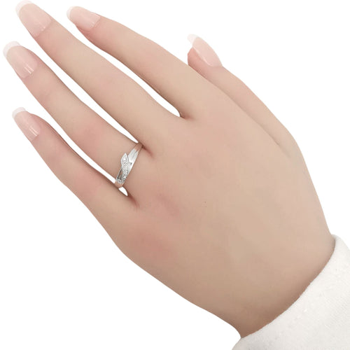 Bague 57 Bague en or blanc & diamants 58 Facettes