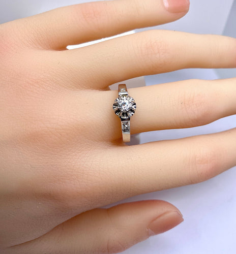 Bague 54 Bague solitaire en or blanc et diamant 58 Facettes AB591bis