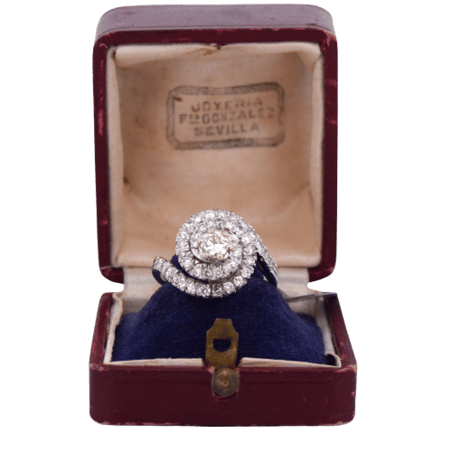 Bague 59 Bague ancienne en or 18 carats sertie de diamants 58 Facettes