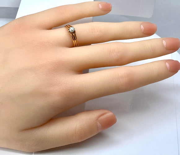 Bague en or rose perle fine vers 1900