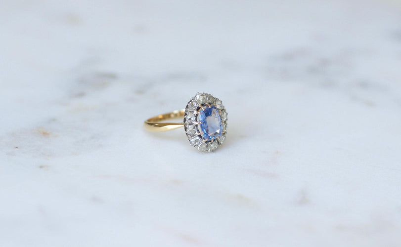 Bague 55 Bague Marguerite ancienne Saphir de Ceylan 1,50 Ct et Diamants 58 Facettes