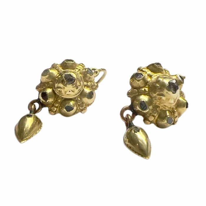 Boucles d'oreilles boucles d'oreilles en or avec diamants 58 Facettes Q192B