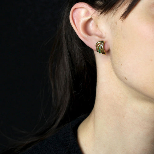 Boucles d'oreilles Puces d'oreilles d'occasion émeraudes diamants or jaune 58 Facettes 24-332A