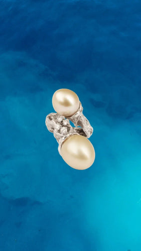 Bague 54 Bague Cocktail Gilbert Albert Perles Gold Diamants Or Gris 18 Carats 58 Facettes BS179