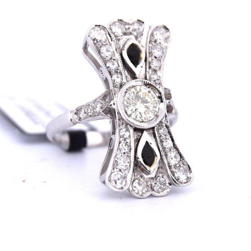 Bague 54 Bague en or avec onyx et diamants 58 Facettes