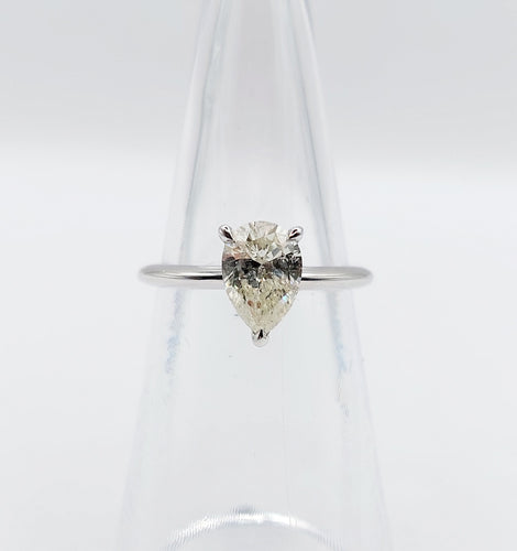 Bague 48.5 Bague solitaire or blanc et diamant Fancy Light Yellow, certificat AIG 58 Facettes A05697