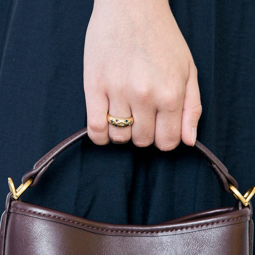 Bague 52,5 Bague jonc en or jaune, diamants, rubis, émeraudes et saphirs 58 Facettes ARR20173