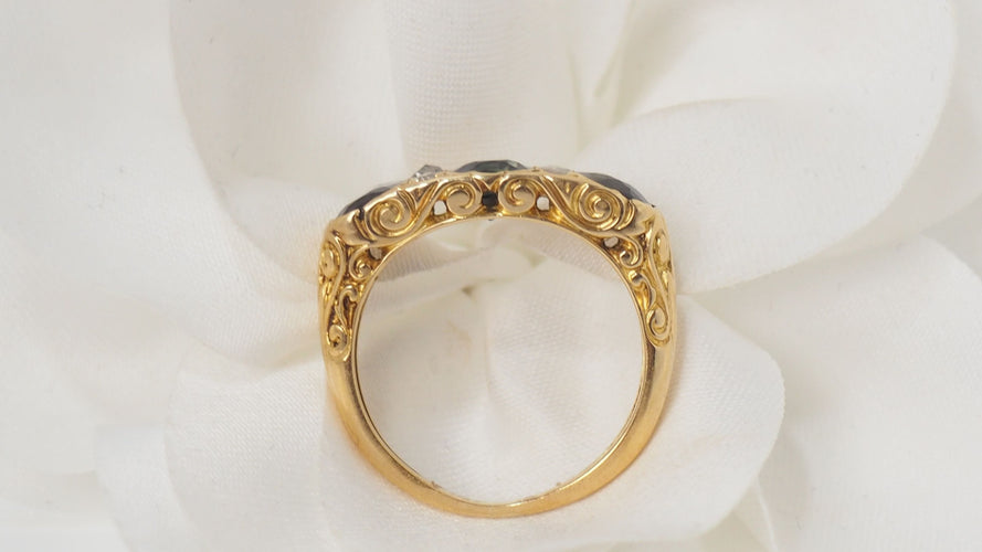 Bague 51 Bague Jarretière En Or  Saphirs Et Diamants 58 Facettes 29705