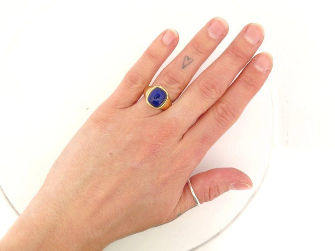 Bague 53 vintage bague HERMES cabochon lapis lazuli en or jaune 18k t 53 ecrin 58 Facettes 267840