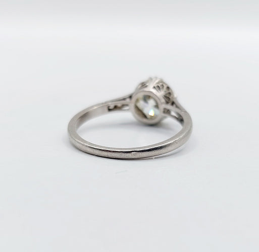 Bague 52.5 Bague solitaire Art déco en platine et diamant taille ancienne 1,40 carat 58 Facettes A06491