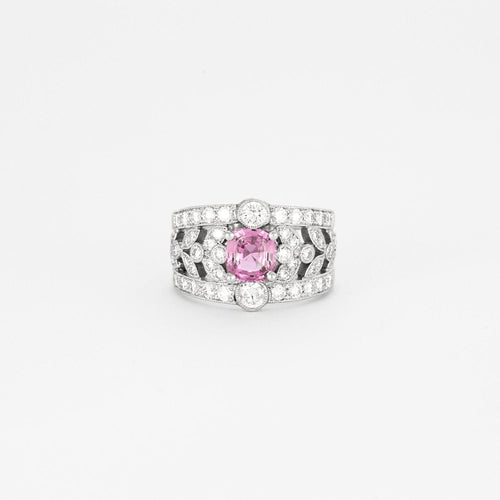 Bague 55 Bague bandeau en platine, saphir rose et diamants 58 Facettes