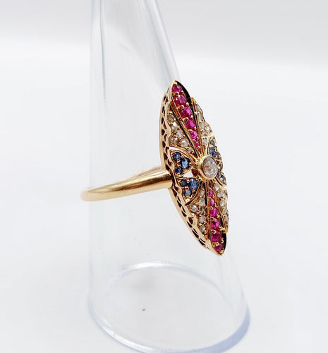 Bague 56 Bague marquise art deco or rose 18k diamant taille ancienne, diamants tailles roses, rubis et saphirs (circa 1920) 58 Facettes A05470