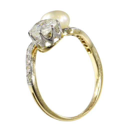 Amour historique : une bague Toi et Moi de 1900