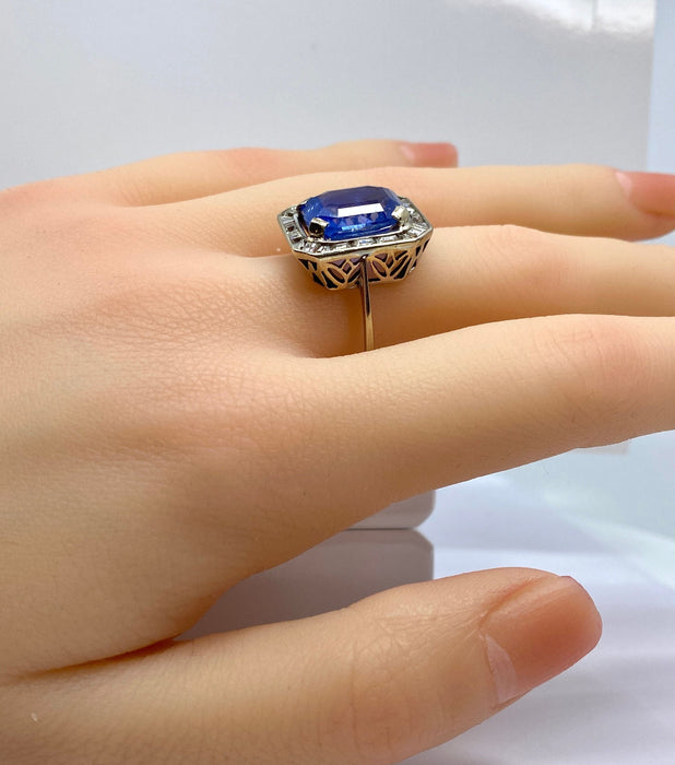 Bague 58 Exceptionnelle bague or blanc, saphir 9,40 carats Ceylan non chauffé 58 Facettes AB503