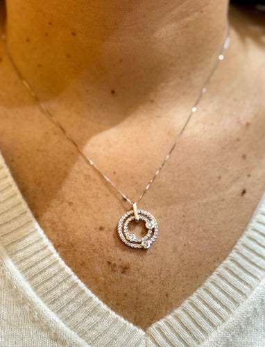 Collier Collier en or blanc 18 carats et diamants 58 Facettes