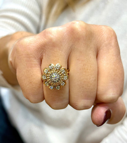 Bague 54 Bague ancienne en or et diamants 58 Facettes