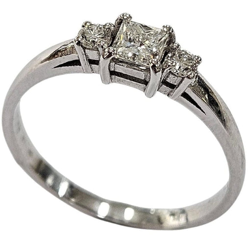 Bague Bague en or blanc faite main, diamant naturel taille princesse 58 Facettes E01