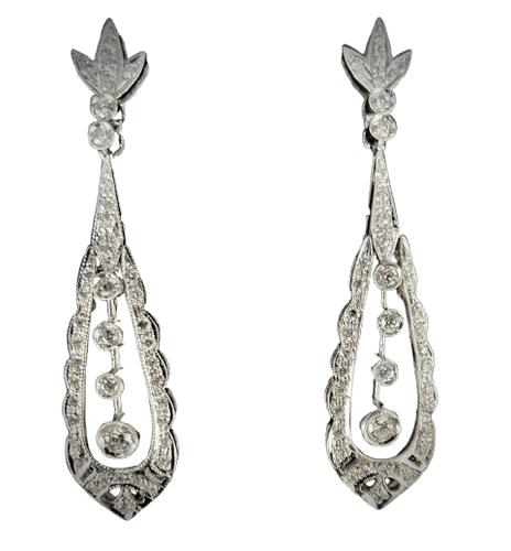 Boucles d'oreilles Paire de boucles d'oreilles pendante serties de brillants 58 Facettes