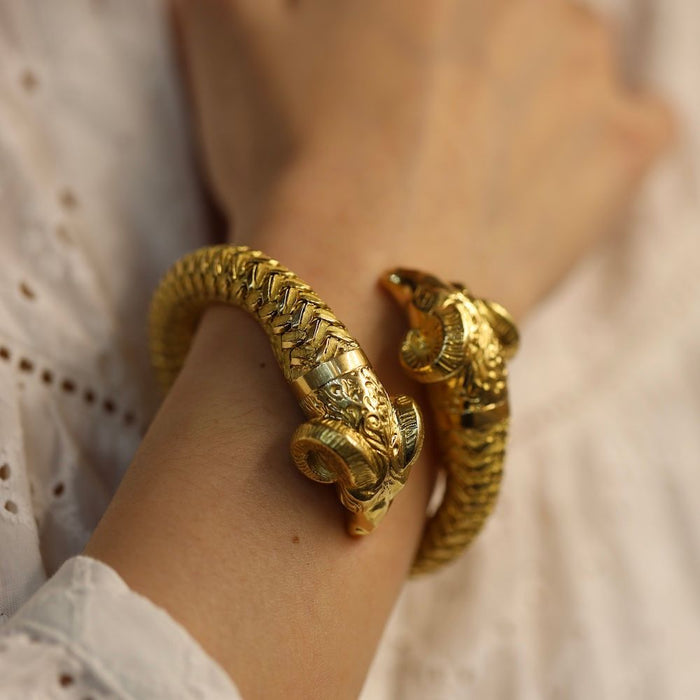 Bracelet Têtes de Belier en or jaune