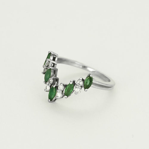 Bague 49,5 Bague aigrette en or blanc, émeraudes et diamants 58 Facettes ALB1856X3