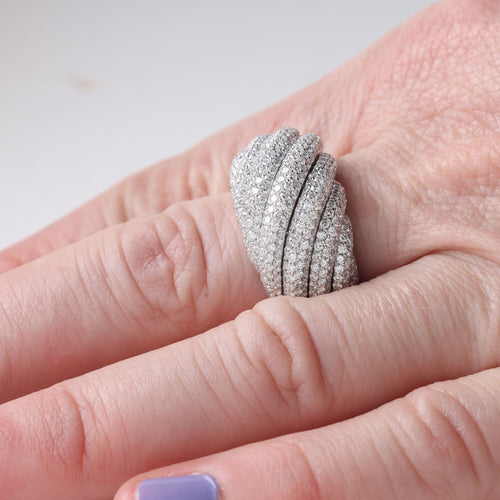 Bague 55.5 BAGUE PAVEE DE DIAMANTS EN OR GRIS 18K 58 Facettes