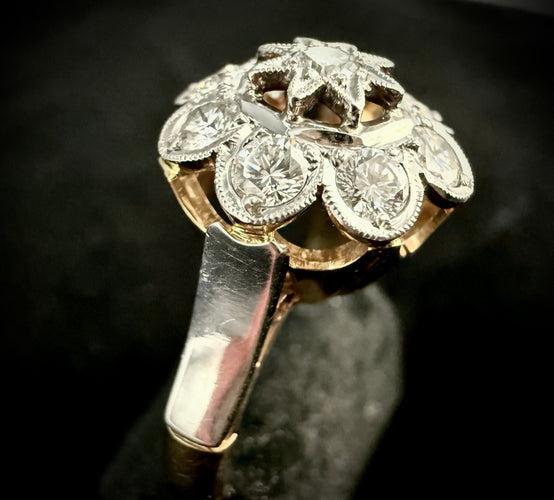 Bague 52.5 Bague en or blanc et jaune sertie de brillants 58 Facettes