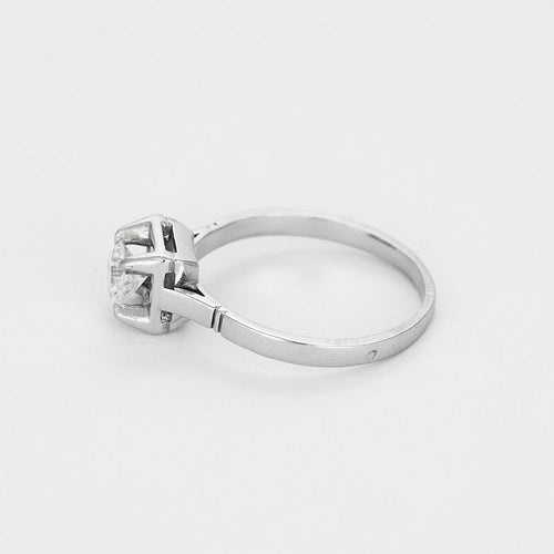 Bague 58,5 Solitaire en Platine et Diamant 58 Facettes QUI0760