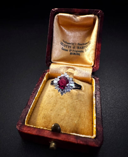 Bague Anneau de platine avec rubis et diamants 58 Facettes