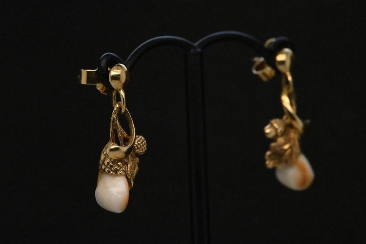 Boucles d'oreilles Boucles d'oreilles dents de biche en or blanc 58 Facettes