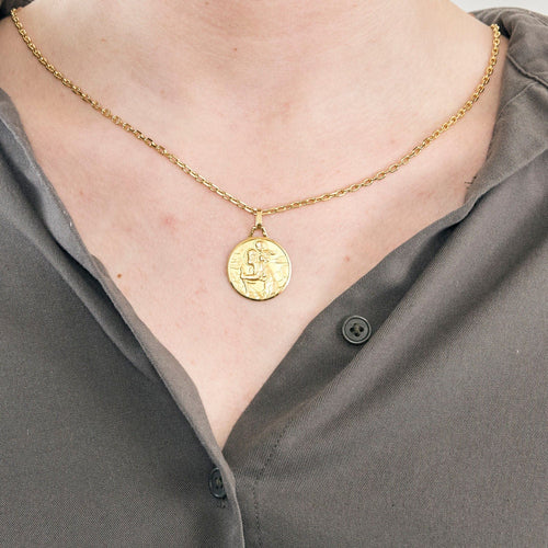 Collier Chaine et médaille en or jaune, Saint Jean Baptiste 58 Facettes LOR3333