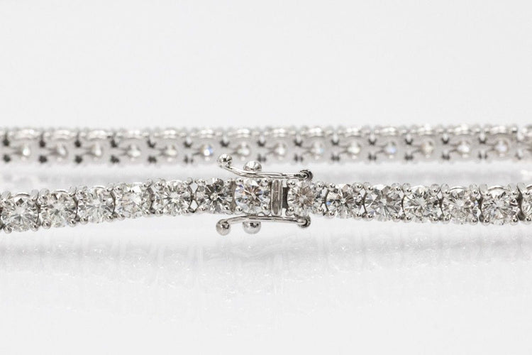 Bracelet Bracelet tennis en or blanc avec diamants de 8,00 ct 58 Facettes PTKN03