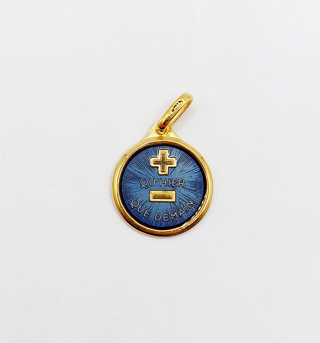 Pendentif AUGIS - Pendentif médaille d'amour or jaune  - L'Élégante Bleue Foncée 58 Facettes J10794X000