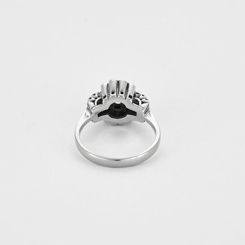 Bague 53.5 Bague en or gris et diamants 58 Facettes CHA08712