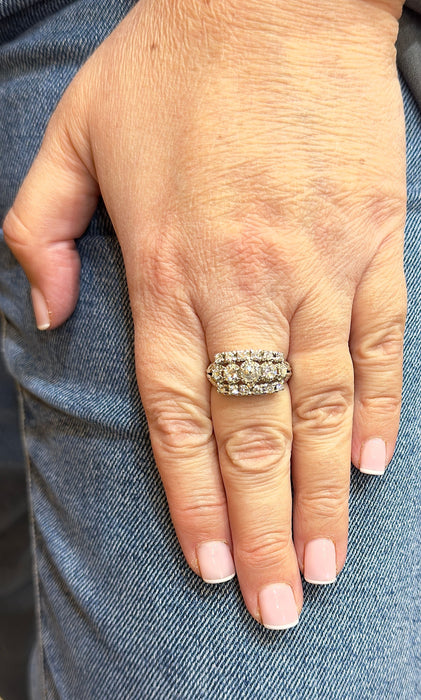 Bague 59 Bague ancienne or blanc jarretière diamants 58 Facettes