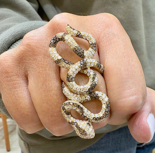 Bague serpent en or 18 carats et diamants