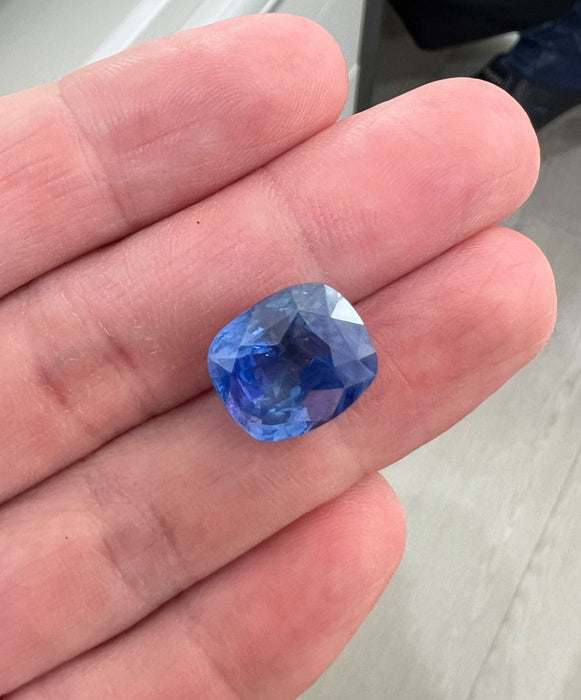 Gemstone Coussin saphir bleu de Ceylan sans chaleur - 14,62 carats 58 Facettes ME-L-03