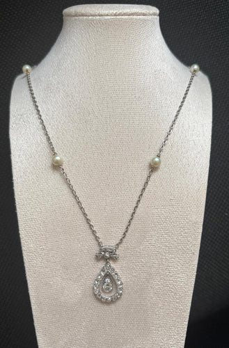 Collier Belle Époque en or blanc 18k, perles et diamants