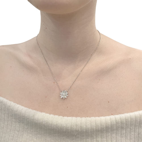 Pendentif Pendentif Van Cleef & Arpels, "Lotus", or blanc et diamants. 58 Facettes 35009