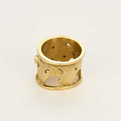 Bague en Or jaune diamant, péridots et grenat